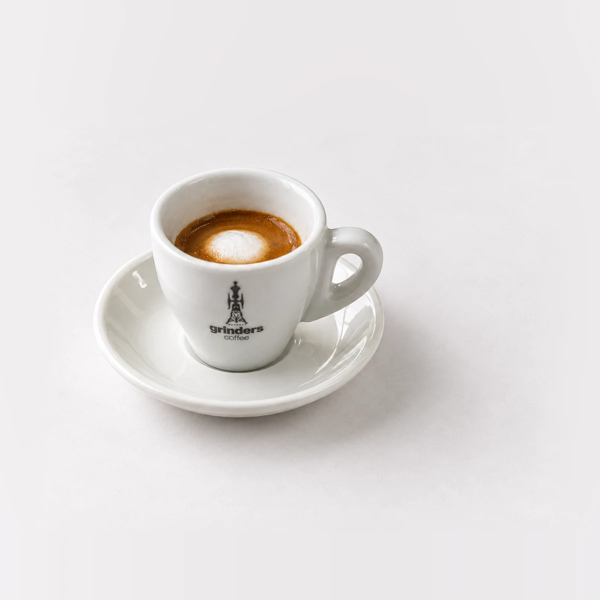 Short Macchiato, close-up