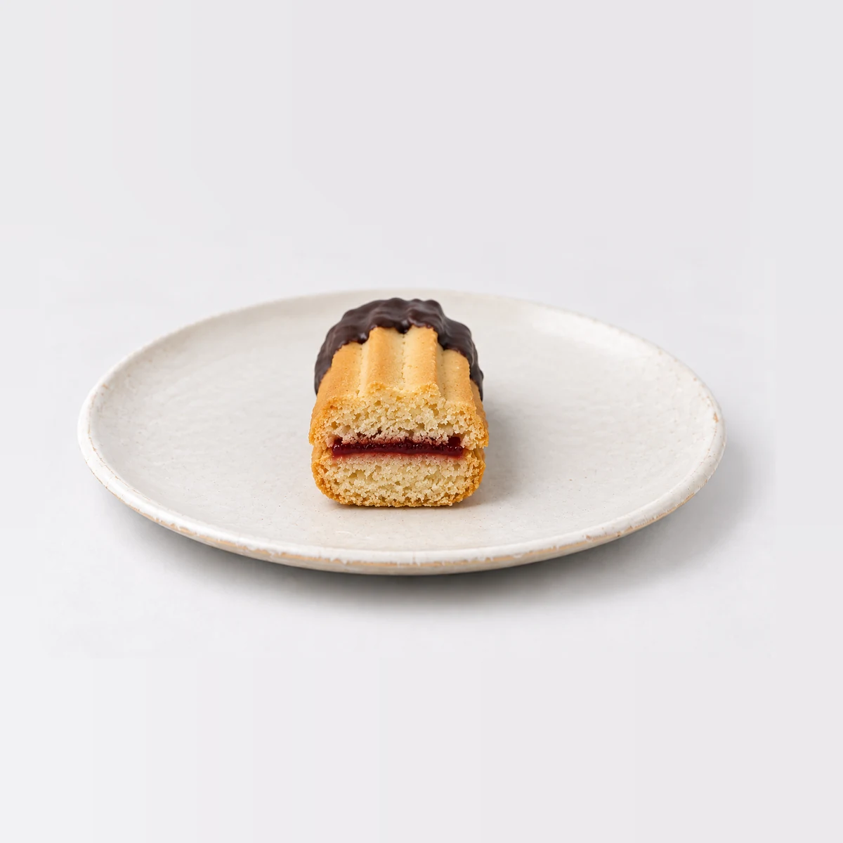 Viennese biscuit, cut in half