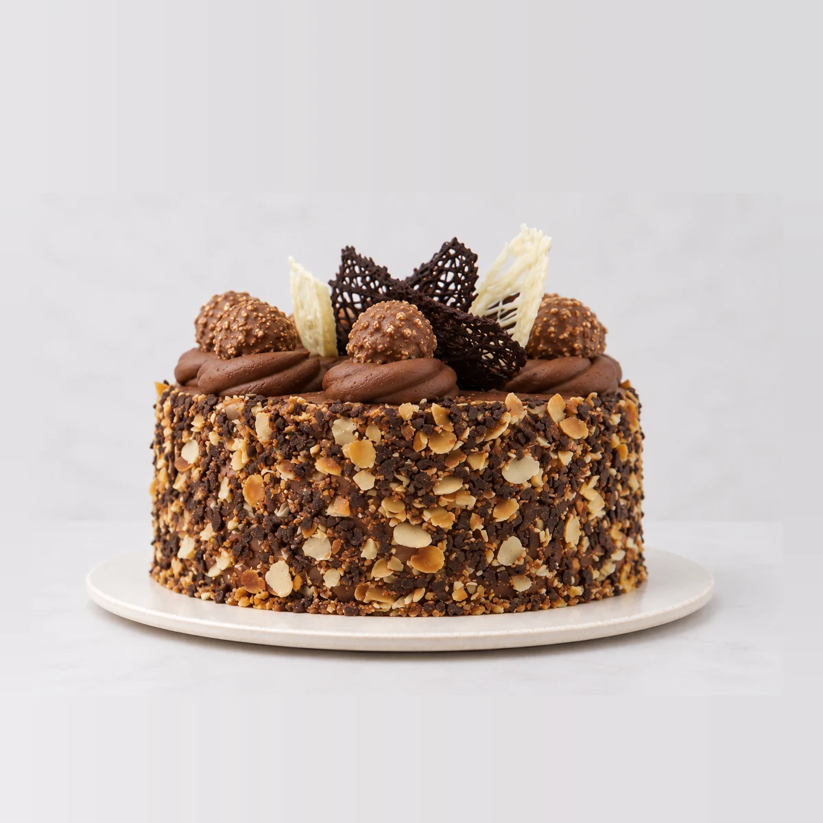 Ferrero Rocher Cake, texture close-up