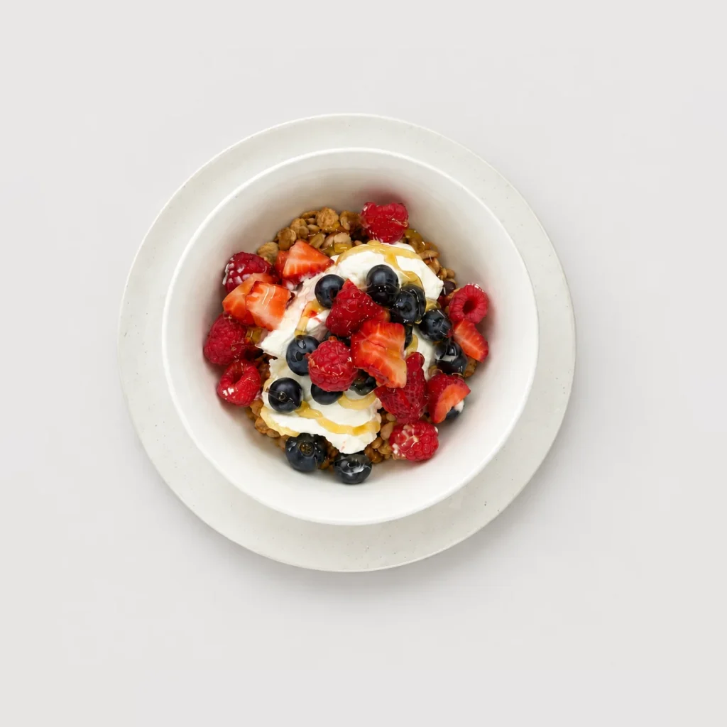 Muesli yoghurt fruit bowl — Top-down